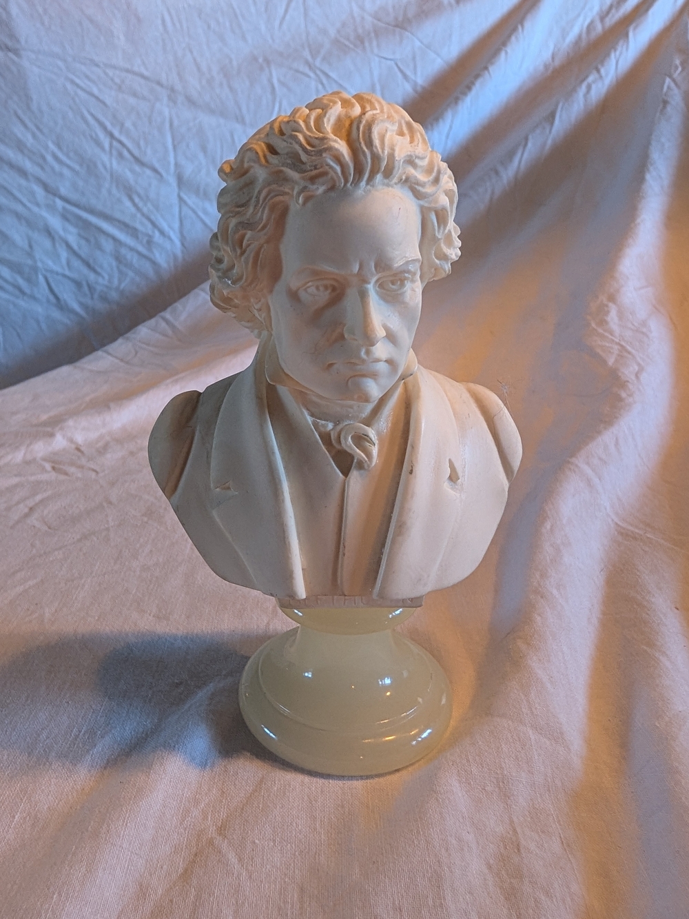 2/80$ Vintage White Ceramic Beethoven Bust Sculpture ( sign)